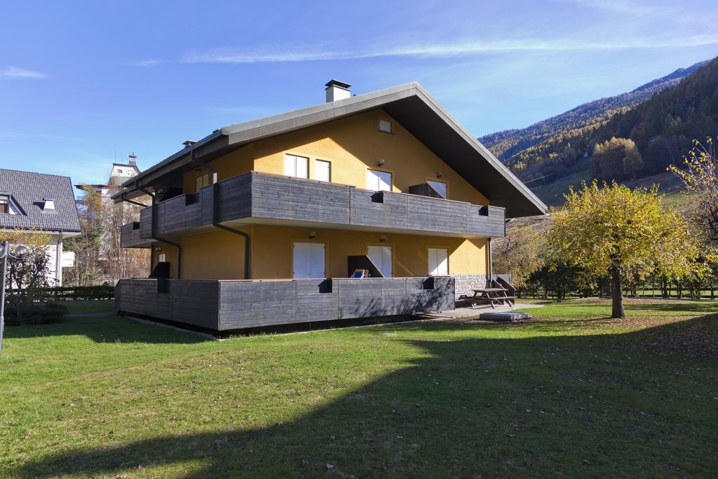 Chalet Dafne Hotel Aprica Exterior photo