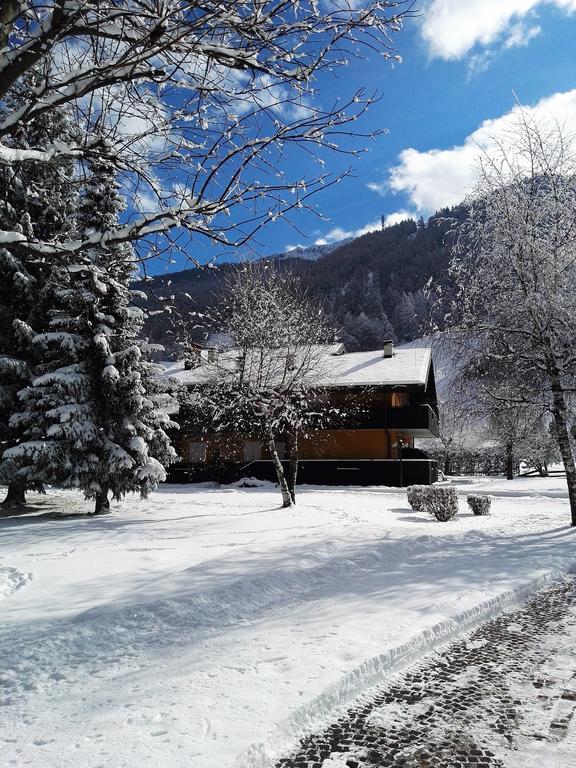 Chalet Dafne Hotel Aprica Exterior photo