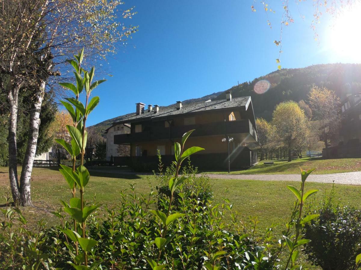 Chalet Dafne Hotel Aprica Exterior photo